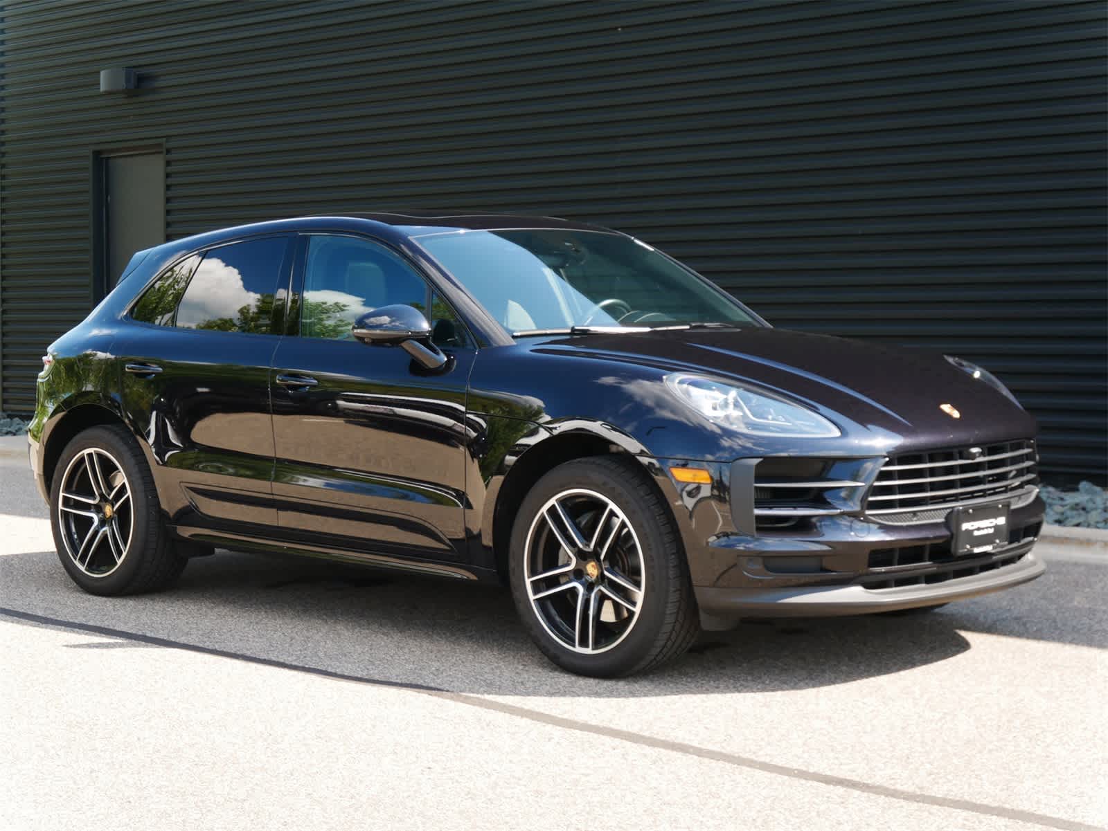 2021 Porsche Macan S photo 24