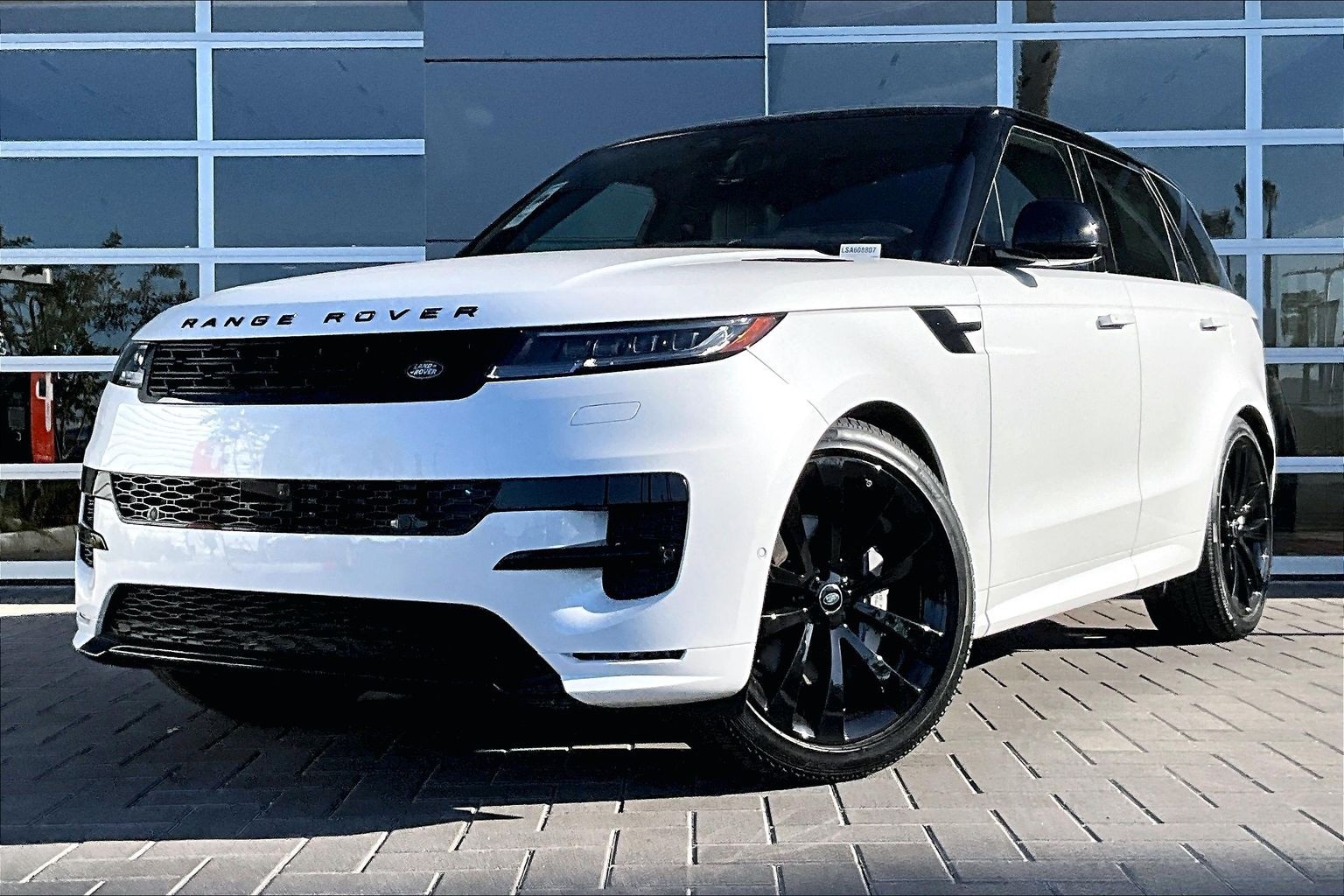 2025 Land Rover Range Rover Sport Dynamic SE's photo