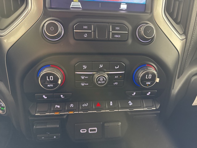 2019 Chevrolet Silverado 1500 LT photo 17