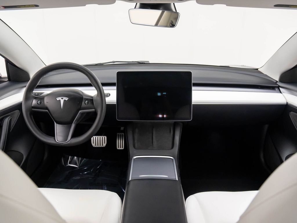 2023 Tesla Model 3 Performance photo 8