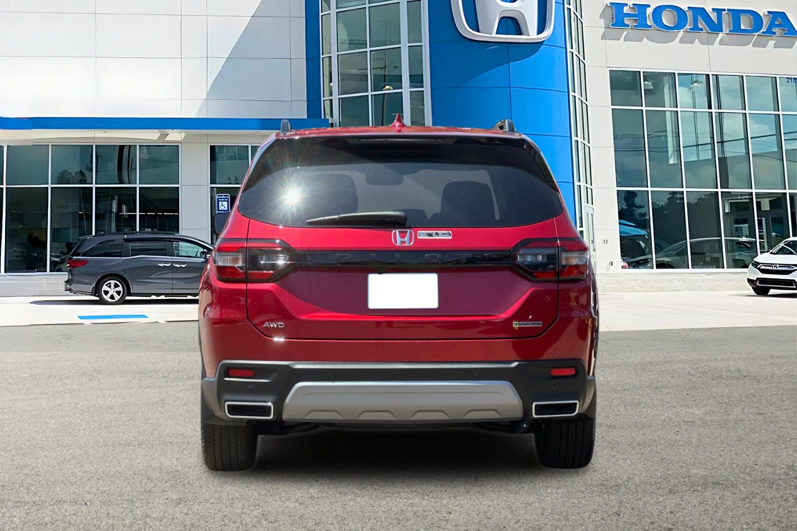2025 Honda Pilot Touring photo 4