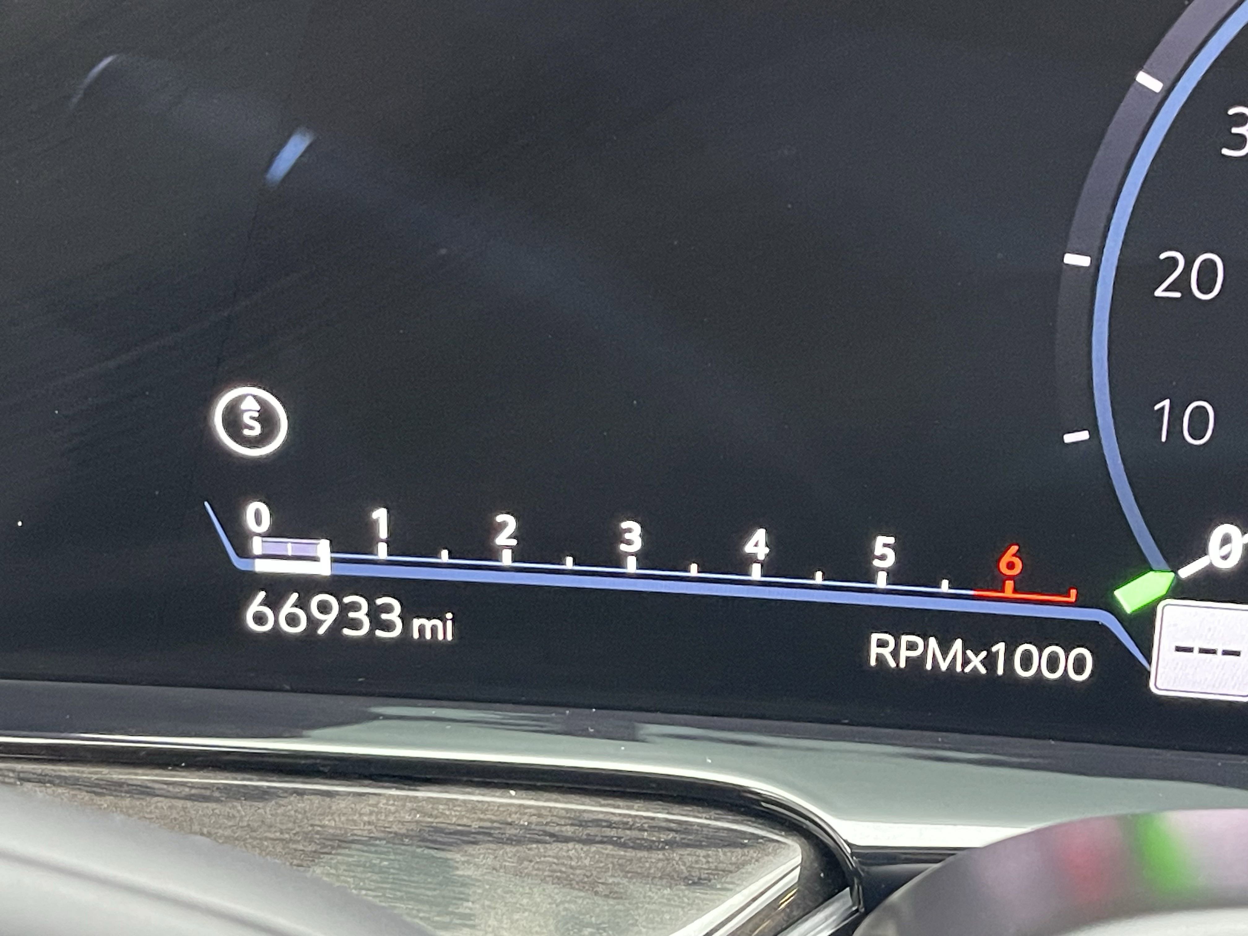 2023 Cadillac Escalade ESV Premium Luxury photo 18