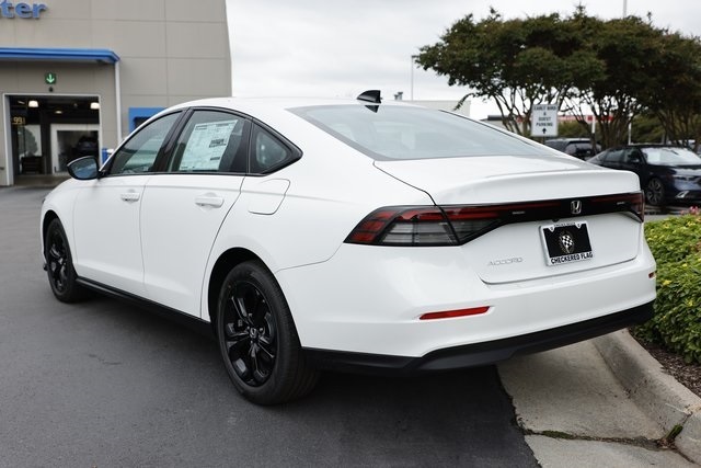 2025 Honda Accord SE photo 5