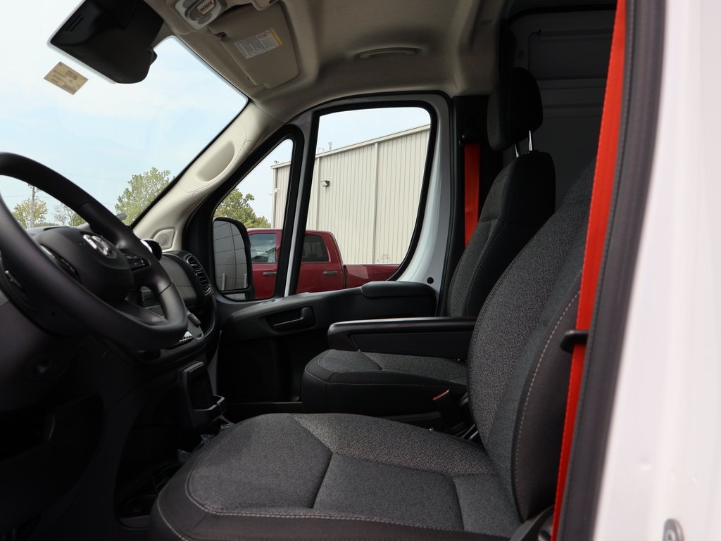 2025 Ram ProMaster 2500 photo 16