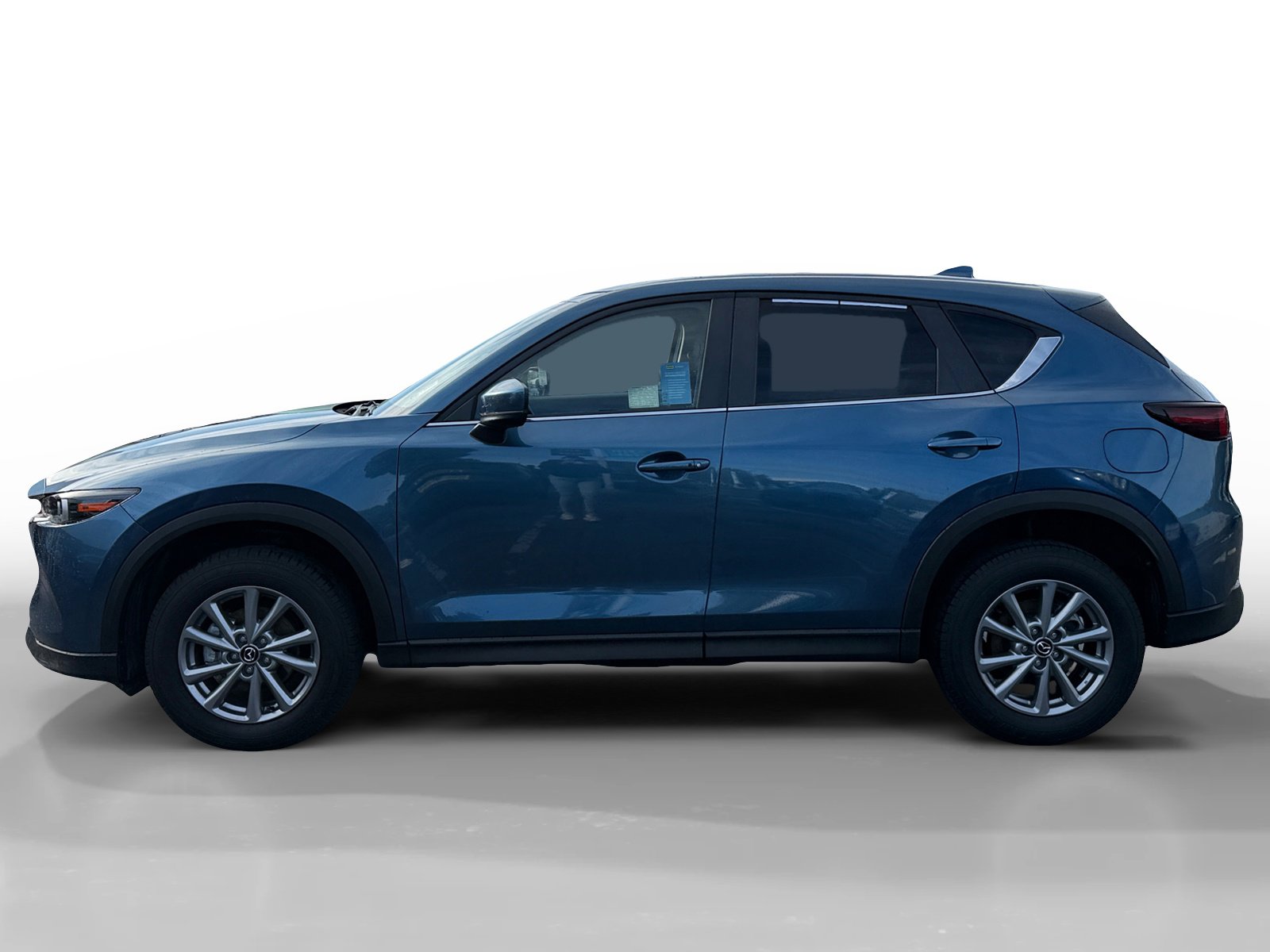 2023 Mazda CX-5 2.5 S Preferred photo 2