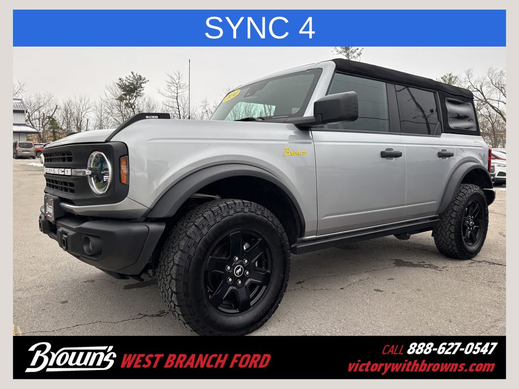 2024 Ford Bronco 4-Door Black Diamond's photo
