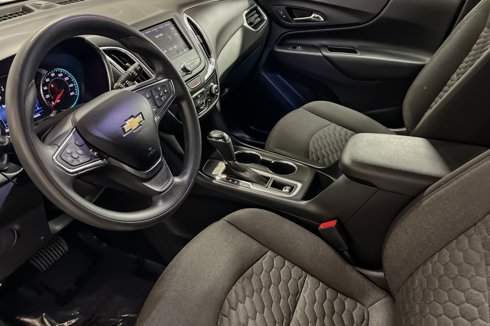 2021 Chevrolet Equinox LT photo 6