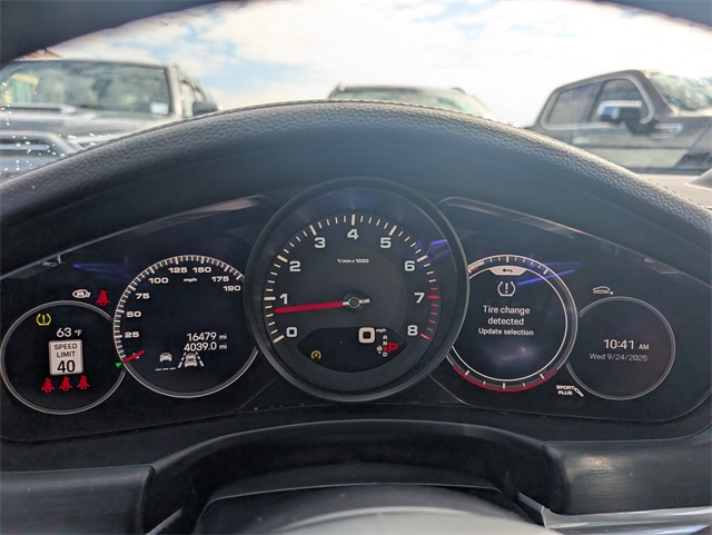 2022 Porsche Panamera 4 Platinum photo 23