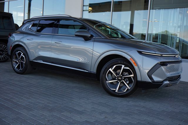 2025 Chevrolet Equinox EV 1LT's photo