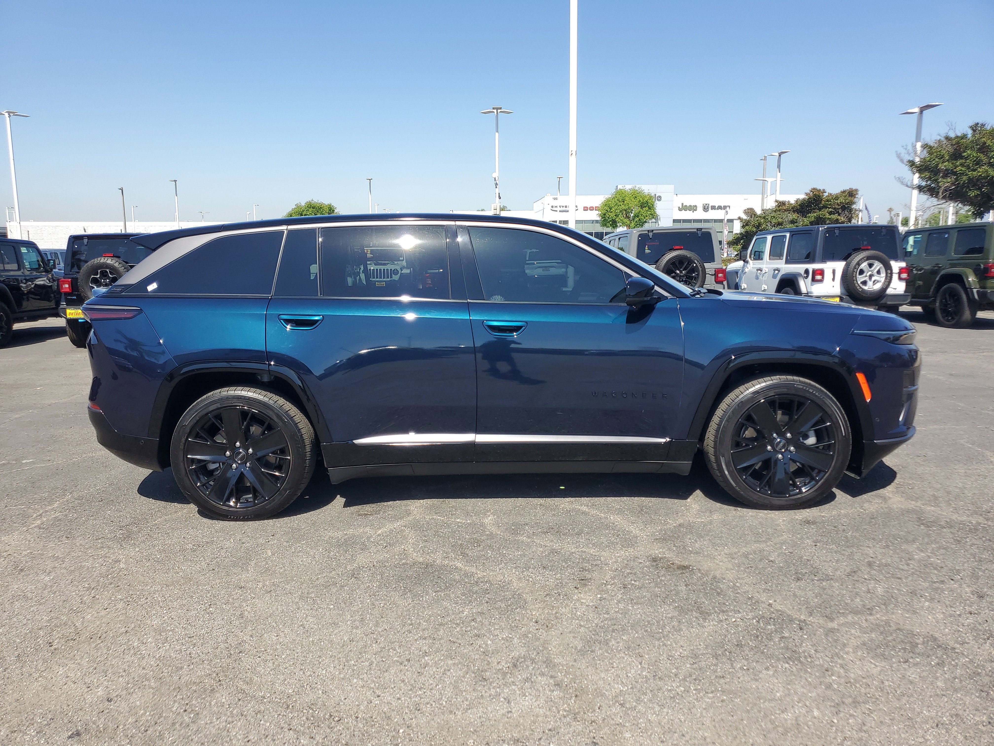 Used 2024 Jeep Wagoneer S Launch Edition with VIN 3C4RJNAK4RT178771 for sale in Ontario, CA
