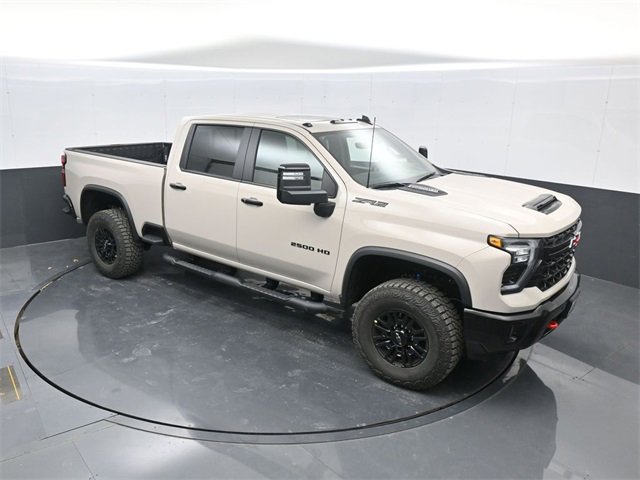 2026 Chevrolet Silverado 2500HD ZR2's photo