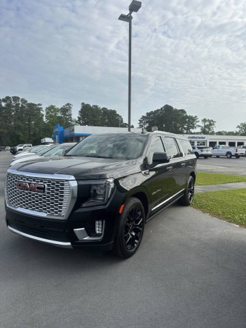 2022 GMC Yukon XL Denali 4x4 4dr SUV