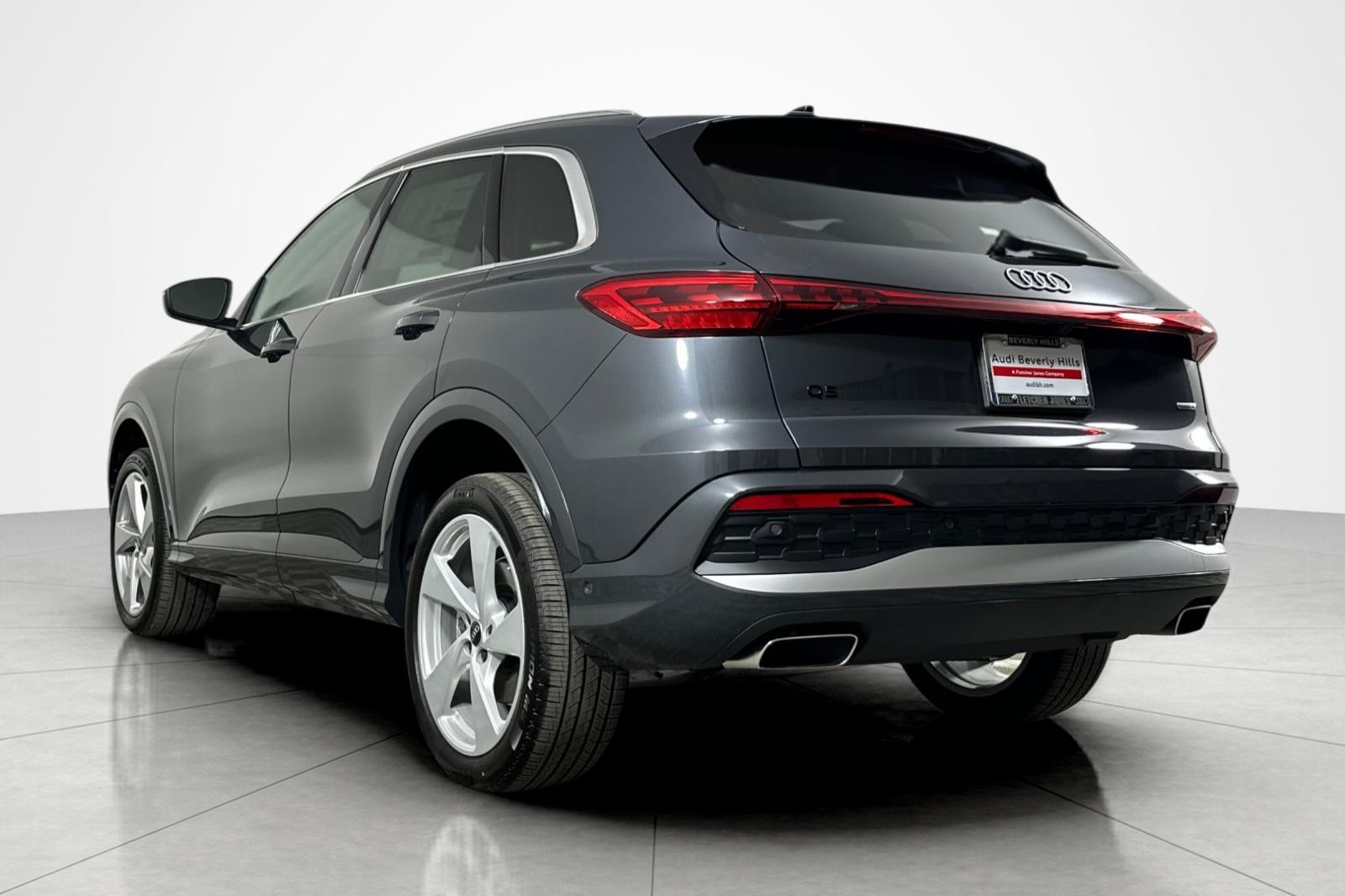 2025 Audi Q5 Premium Plus TFSI photo 4