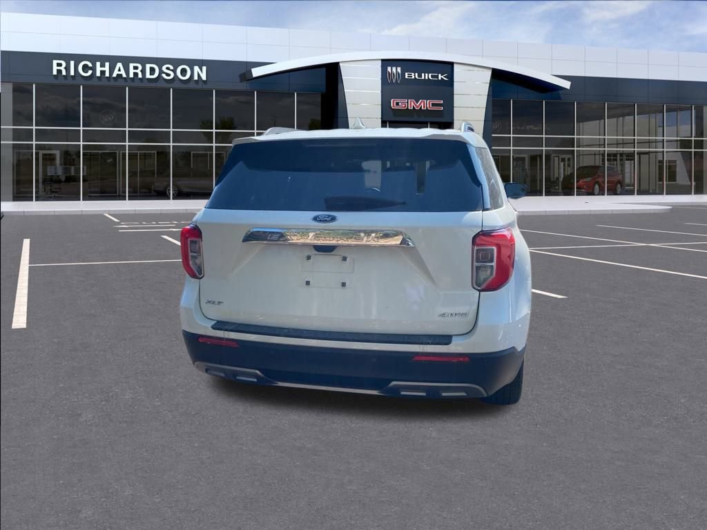 2022 Ford Explorer XLT photo 6
