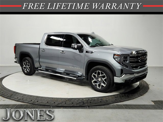 2023 GMC Sierra 1500 SLT's photo