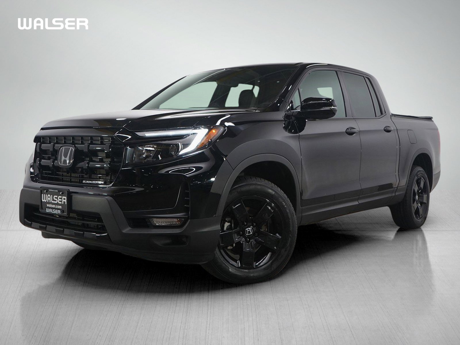 2024 Honda Ridgeline Black Edition's photo