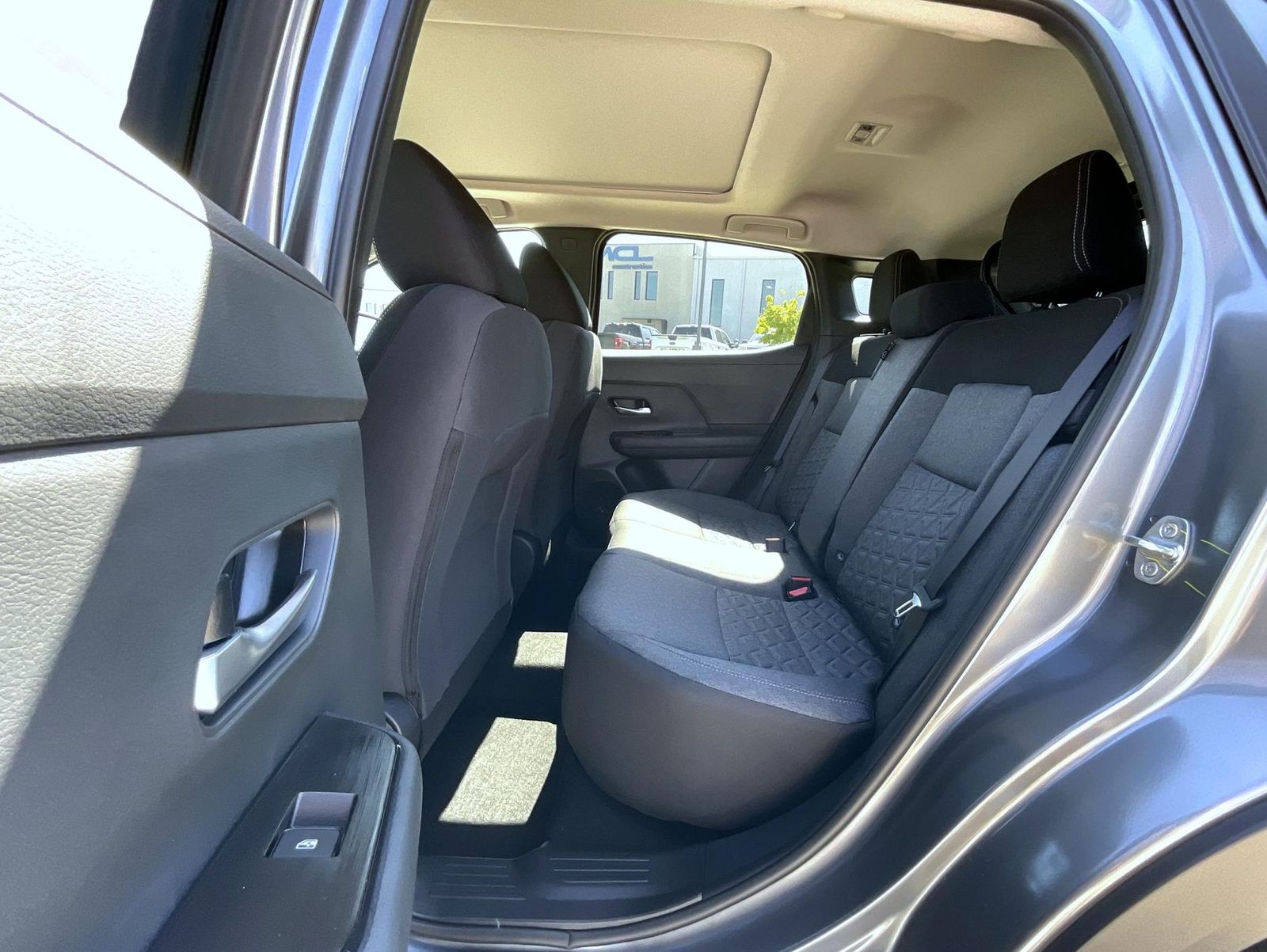 2026 Nissan Kicks SV photo 11