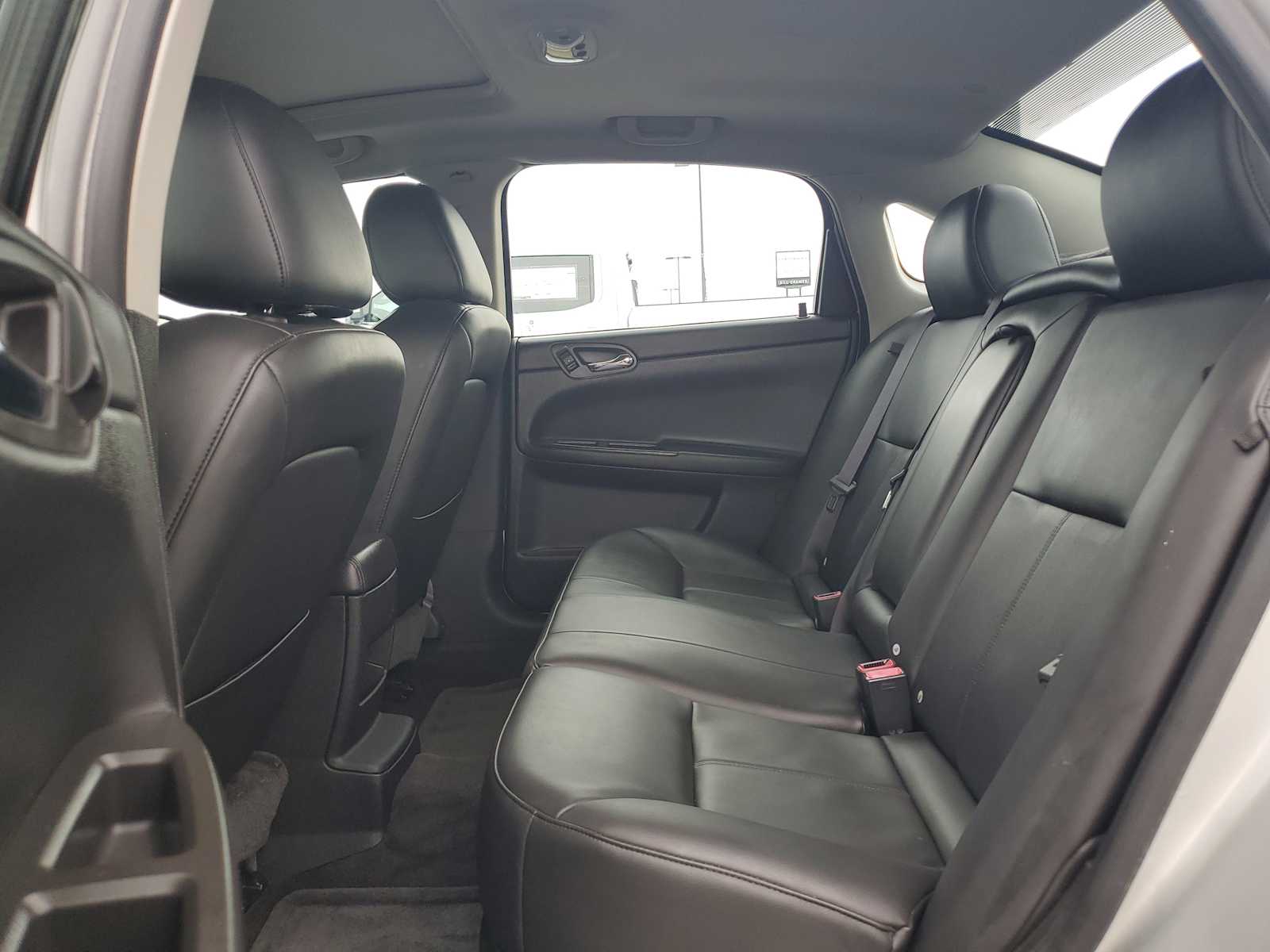 2015 Chevrolet Impala Limited LTZ Fleet photo 13