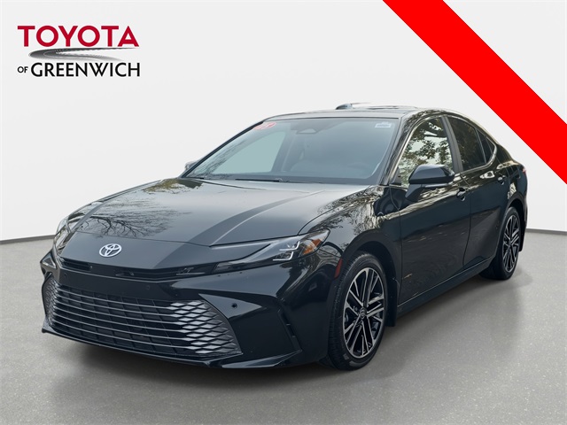 2025 Toyota Camry XLE's photo