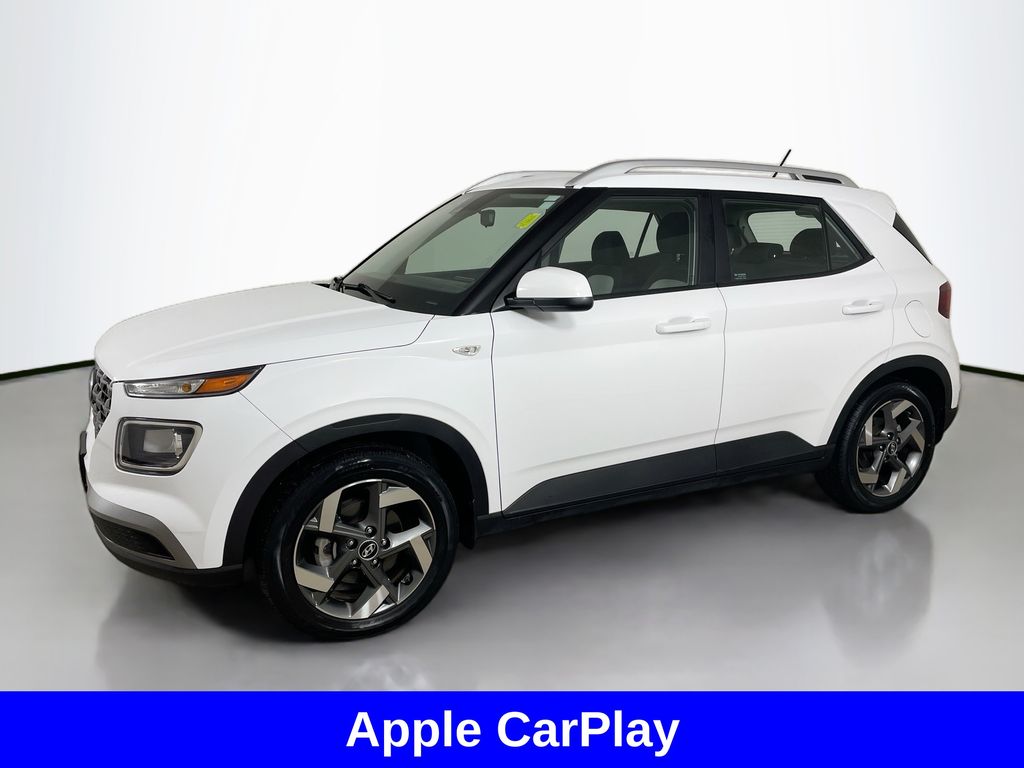 2023 Hyundai Venue SEL photo 3