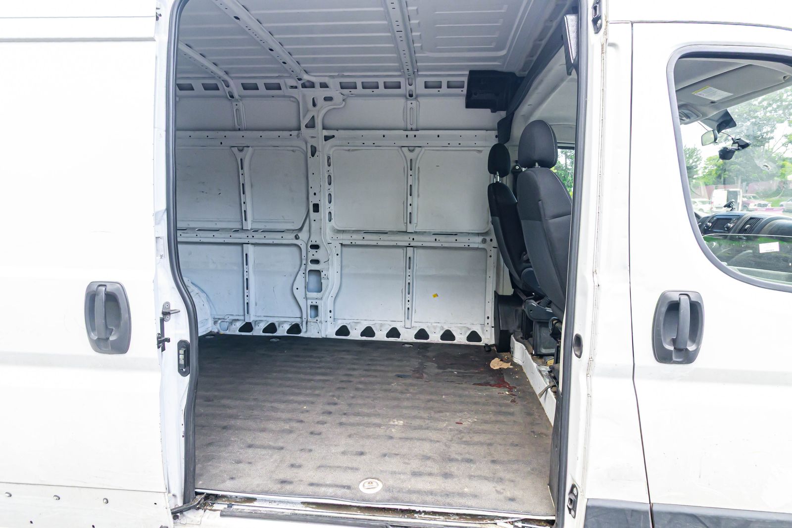 2021 Ram ProMaster 2500 photo 2