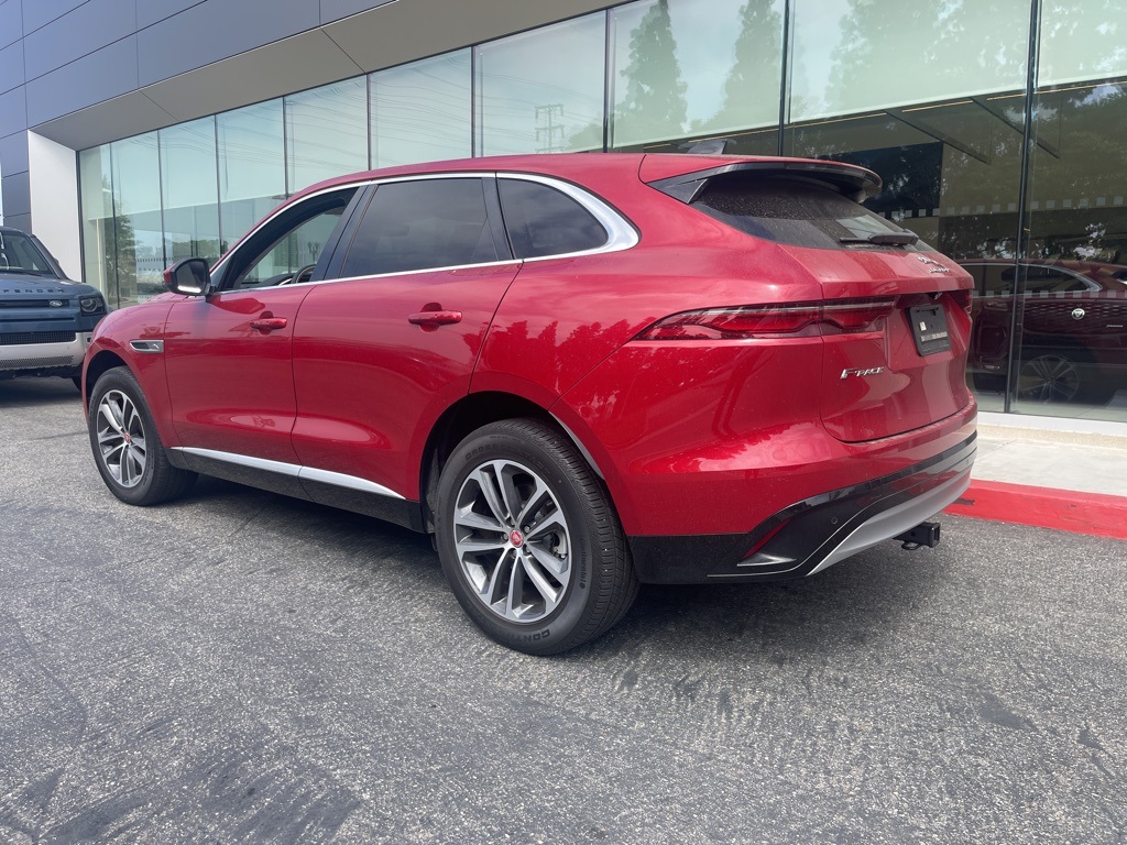 2022 Jaguar F-PACE P250 S photo 3