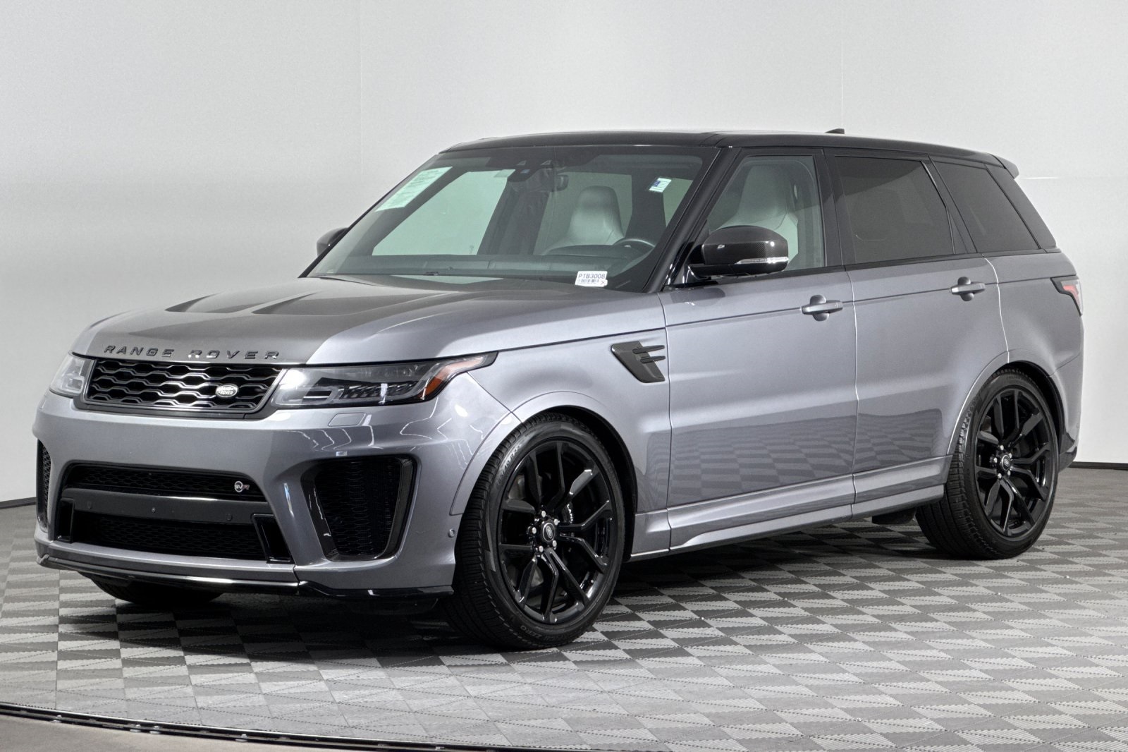 2022 Land Rover Range Rover Sport SVR photo 7
