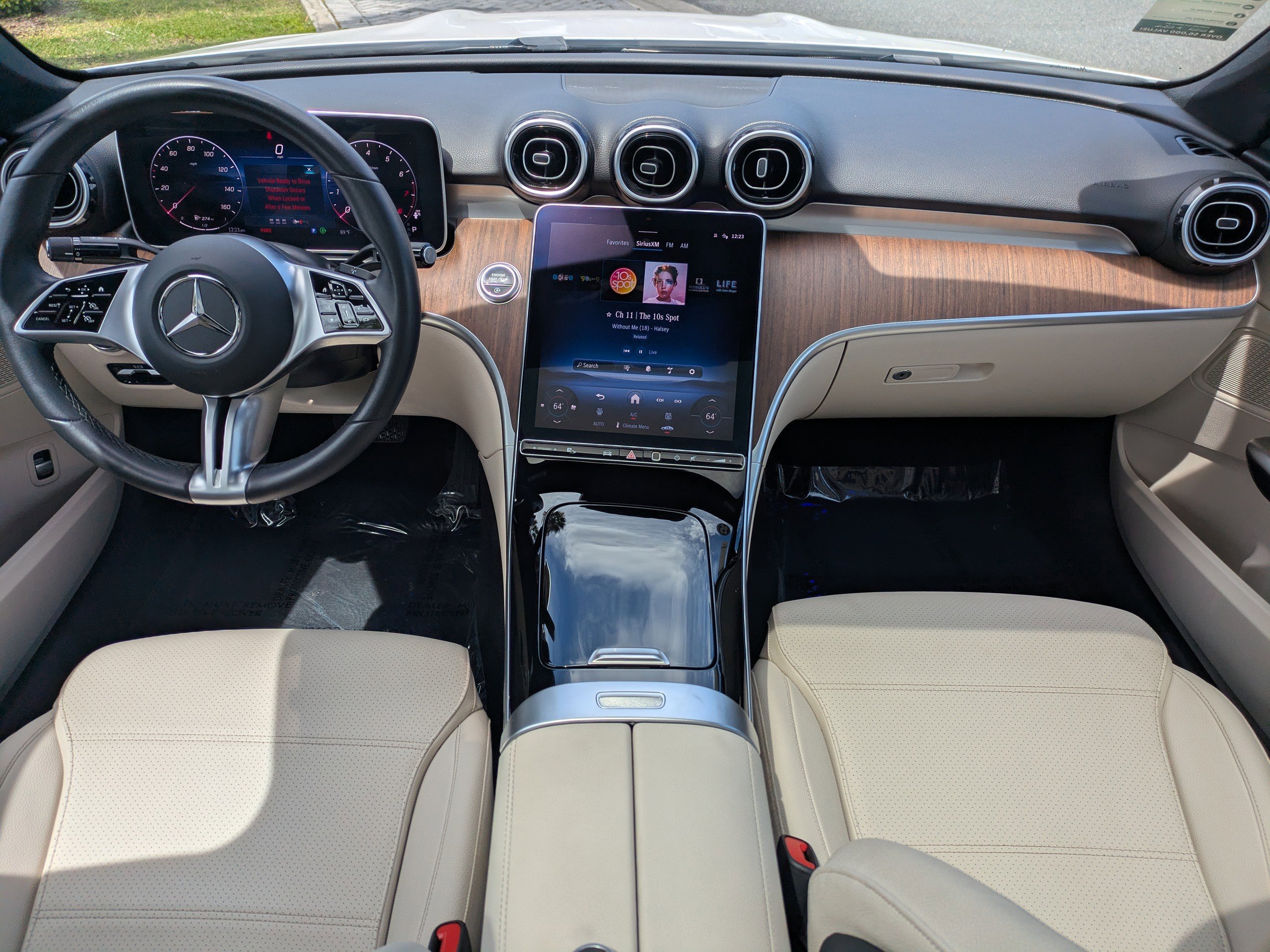 2025 Mercedes Benz C 300 photo 2