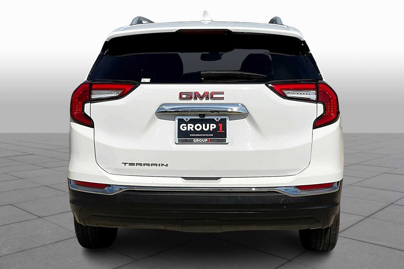 2023 Gmc Terrain SLT photo 4