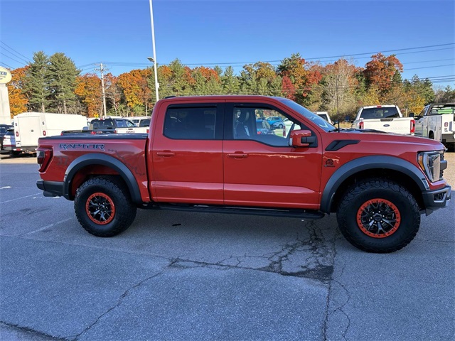 2022 Ford F-150 Raptor photo 2