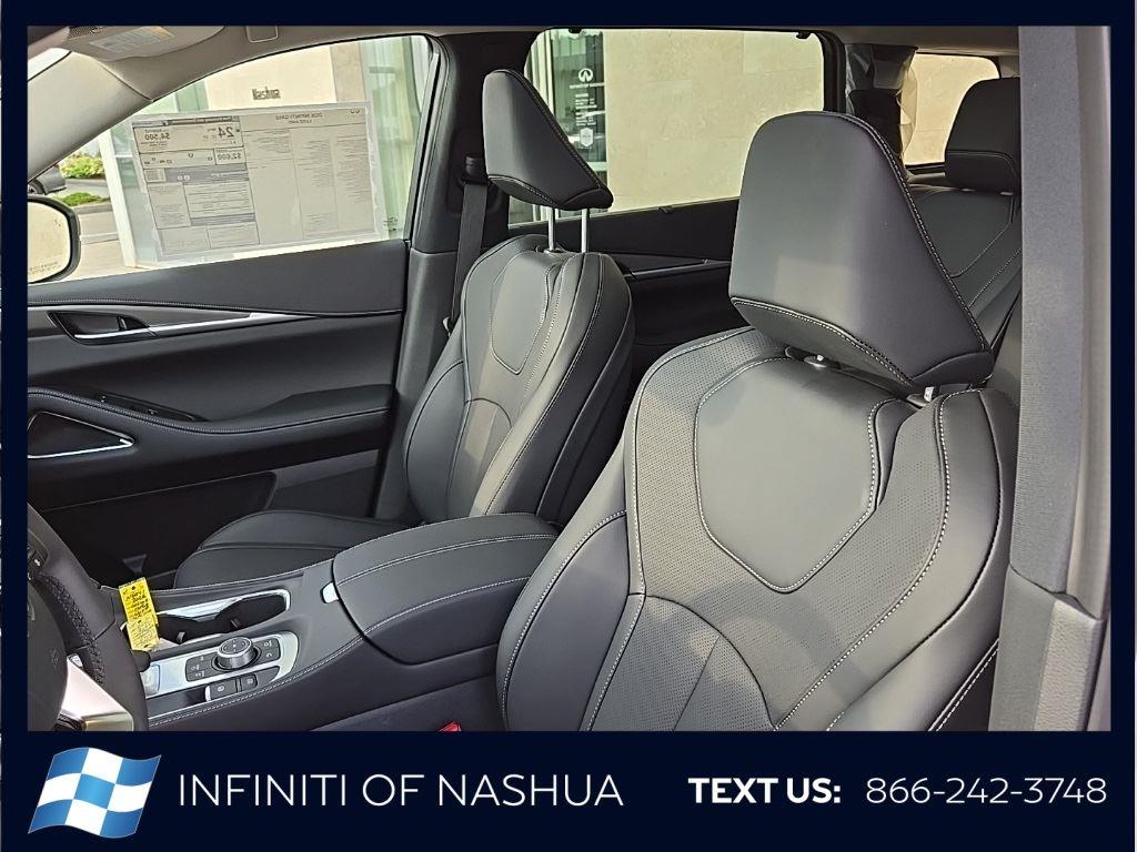 2026 Infiniti QX60 Luxe AWD photo 6