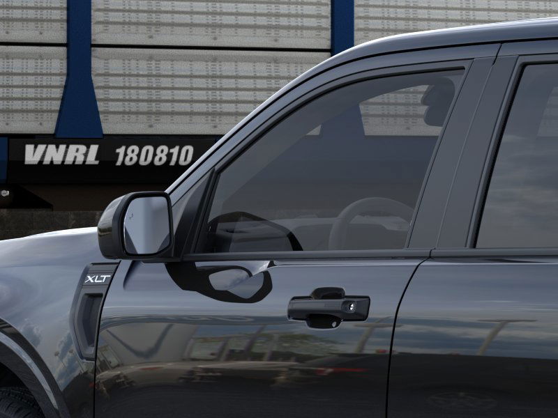 2026 Ford Maverick XLT photo 2