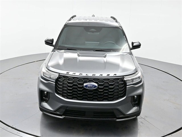 2025 Ford Explorer ST-Line photo 36