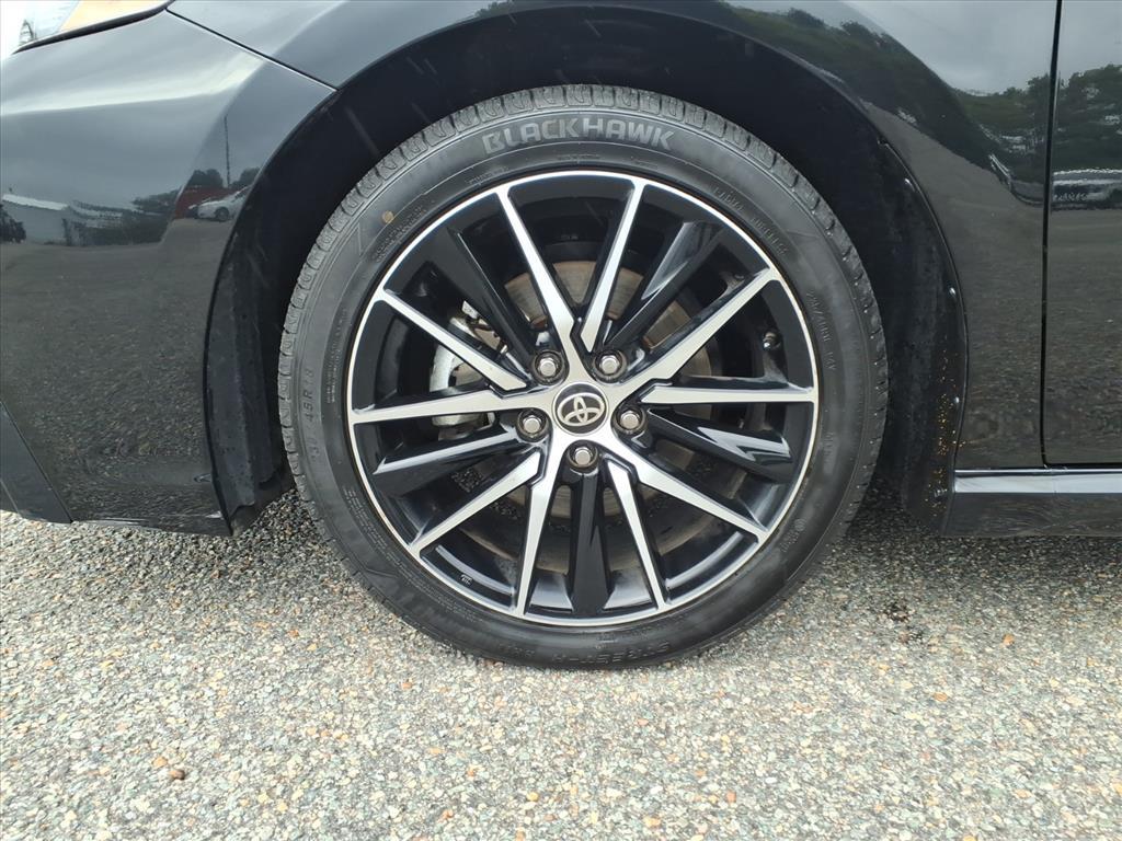 2023 Toyota Camry SE photo 5