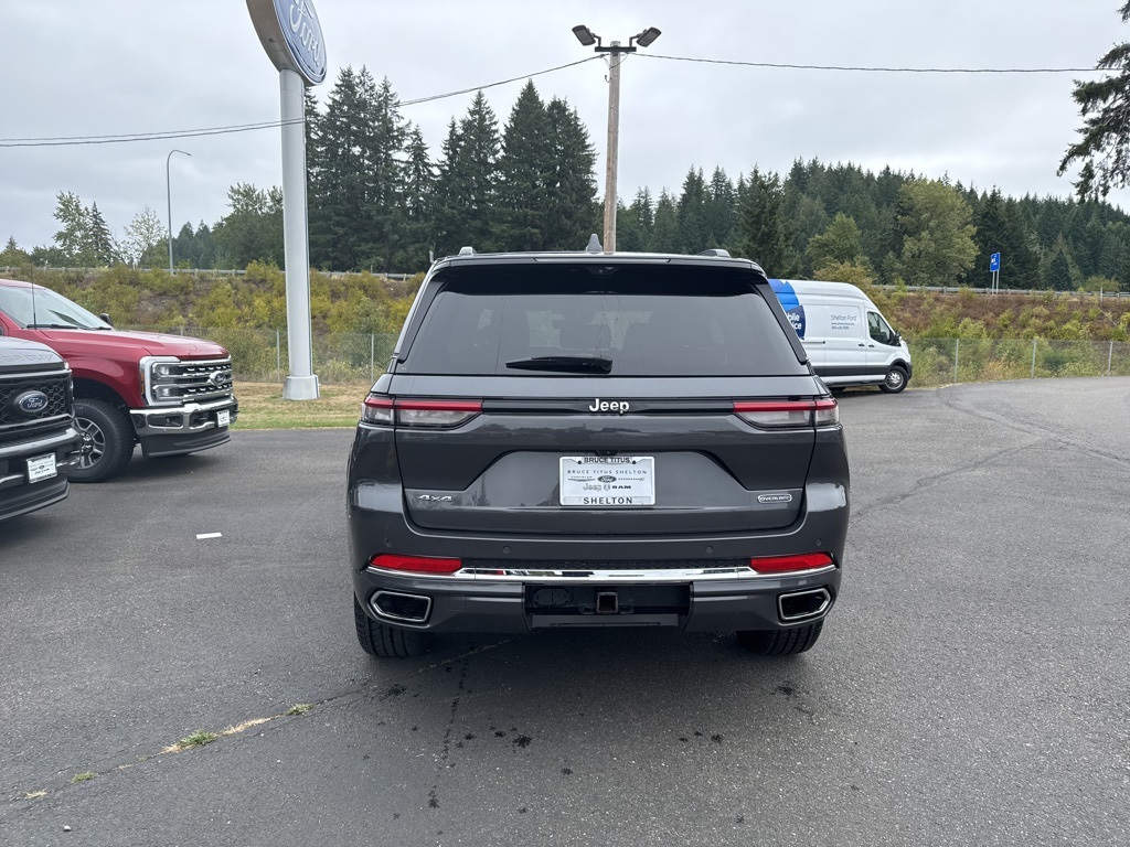 2022 Jeep Grand Cherokee Overland photo 4