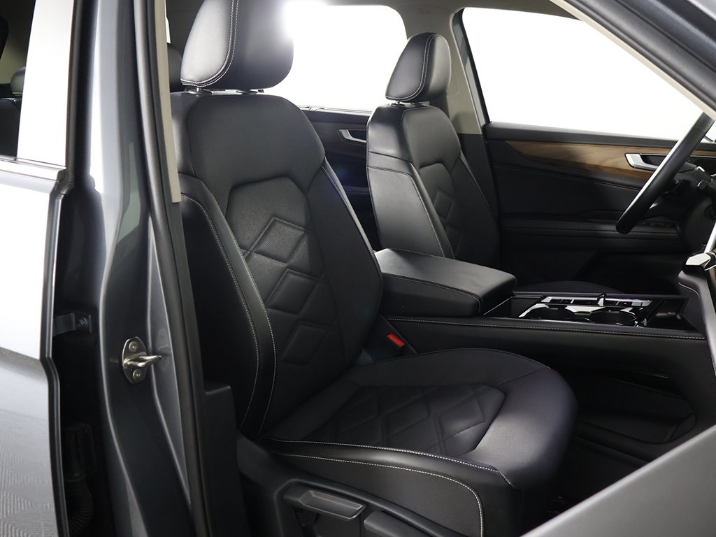 2024 Volkswagen Atlas SE Technology photo 27