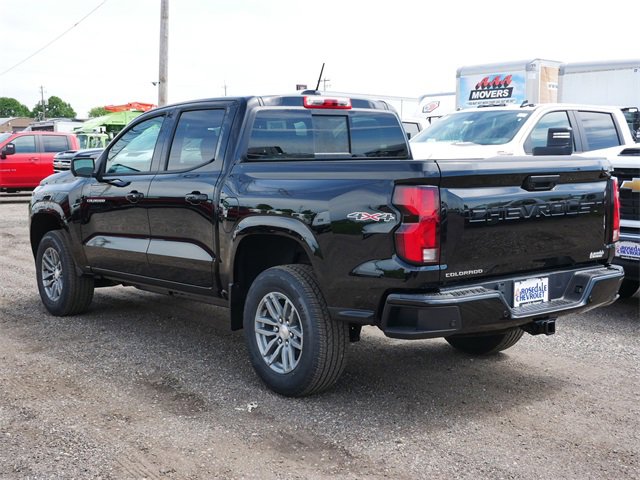 2025 Chevrolet Colorado LT photo 4