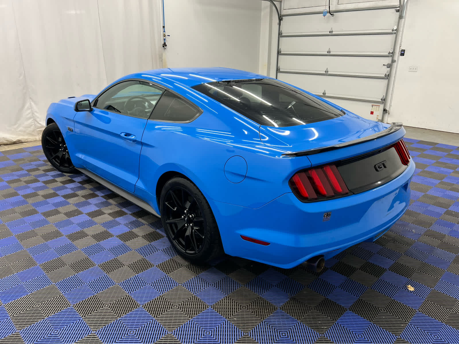 2017 Ford Mustang GT photo 7