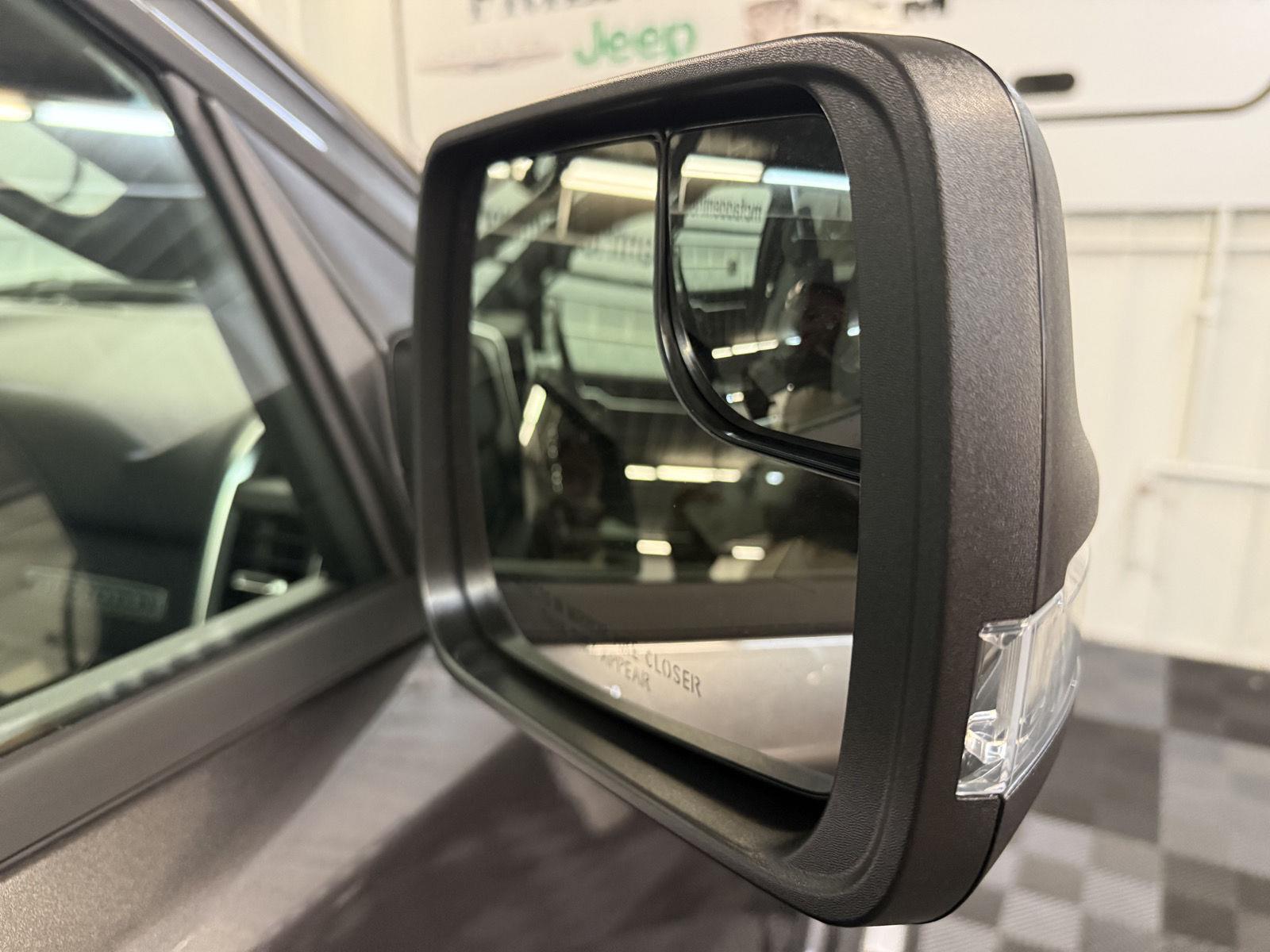 2025 Ram 1500 Big Horn Lone Star photo 8