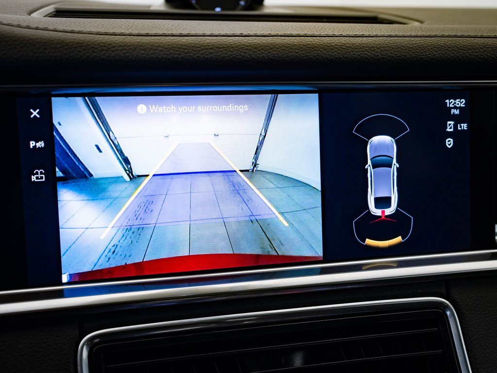 2022 Porsche Panamera 4S Executive photo 31