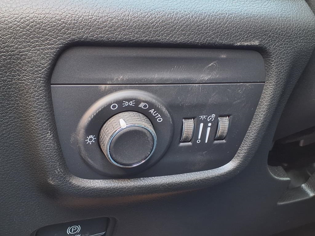 2025 Jeep Grand Cherokee Laredo X photo 19