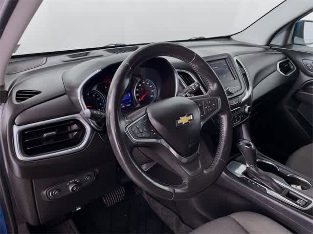 2020 Chevrolet Equinox LT photo 10