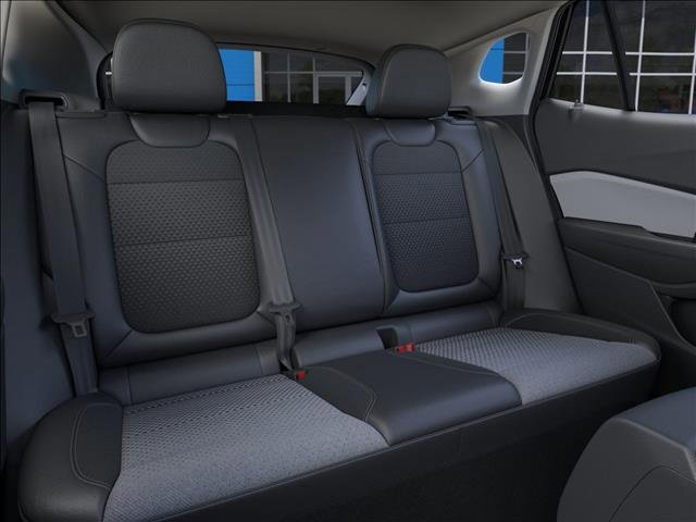 2025 Chevrolet Trax LT photo 12