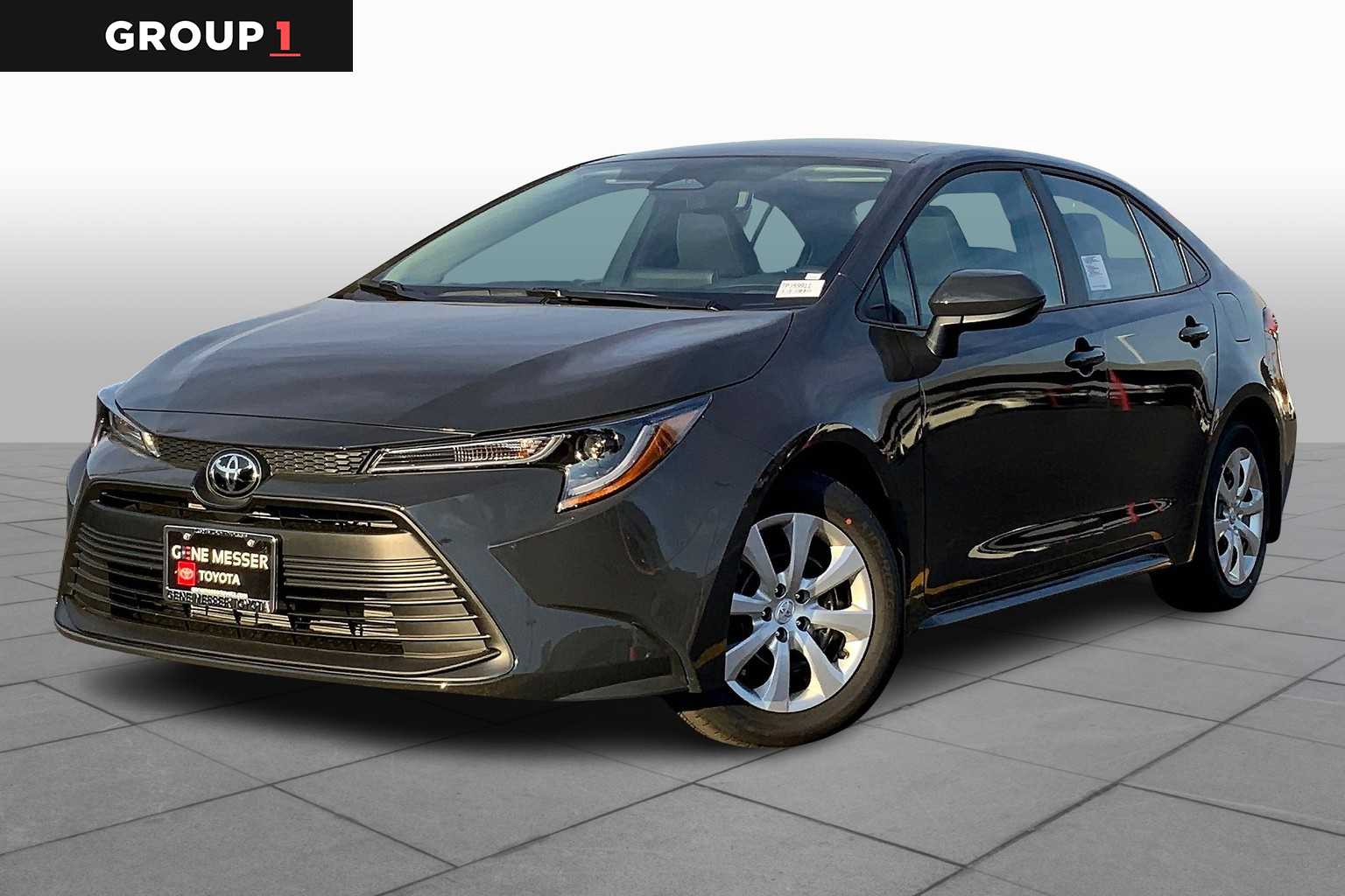 2025 Toyota Corolla SE photo 3
