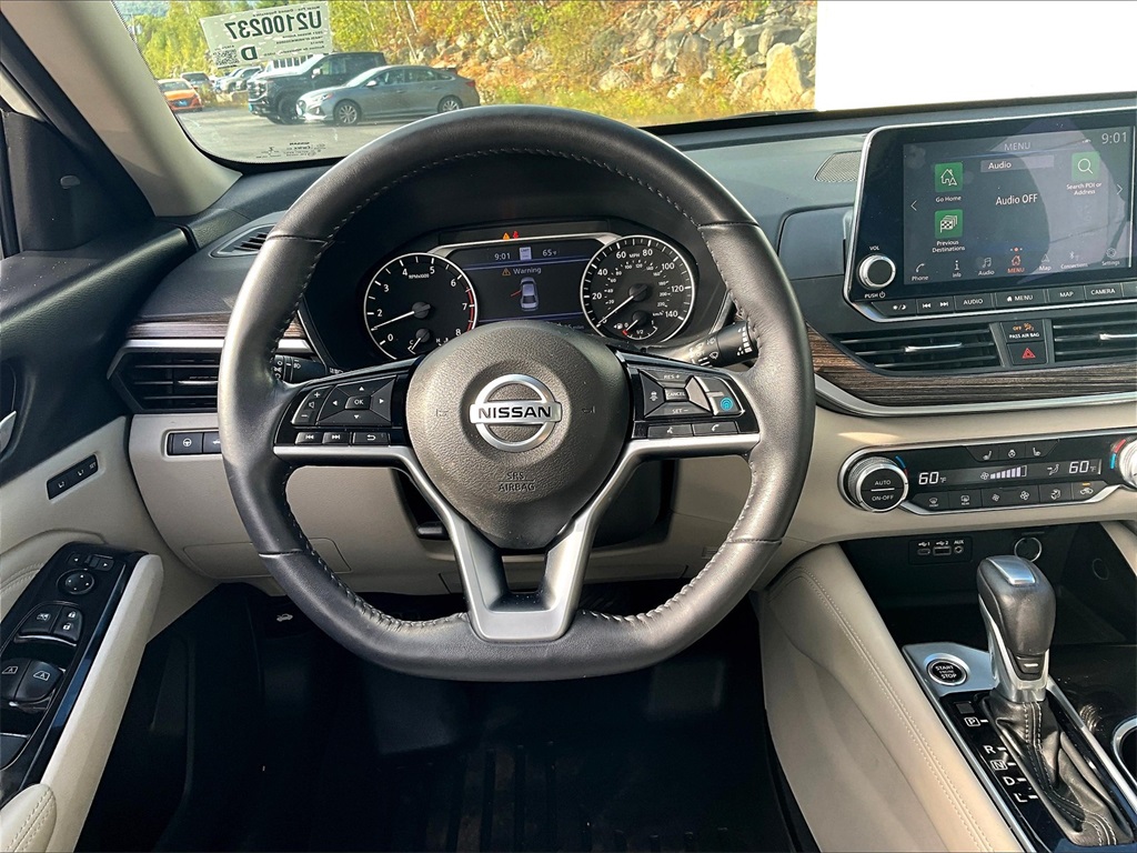 2021 Nissan Altima 2.5 Platinum photo 16