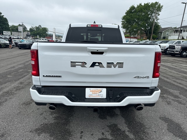 2025 Ram 1500 Laramie photo 4