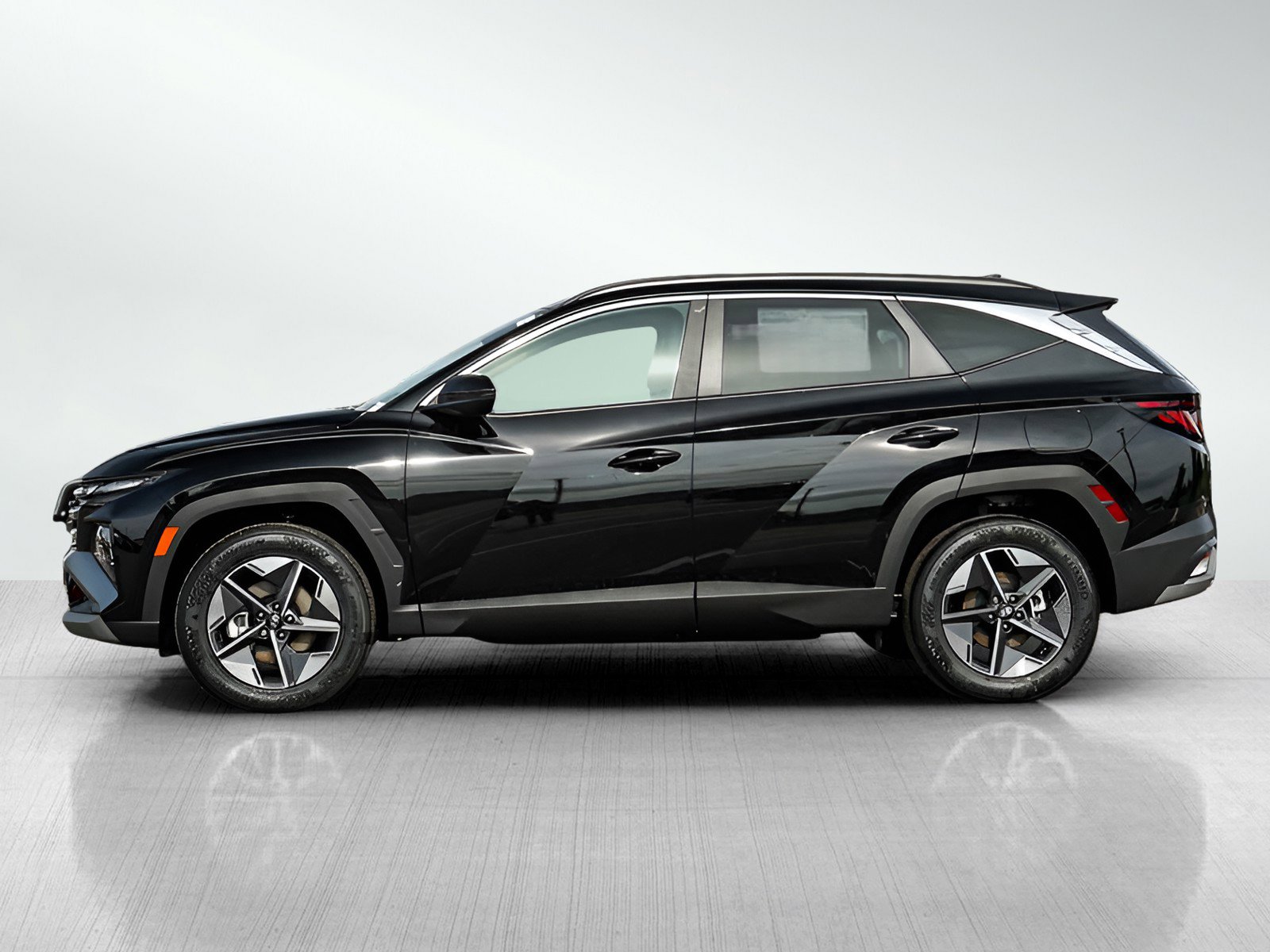2025 Hyundai Tucson SEL photo 3