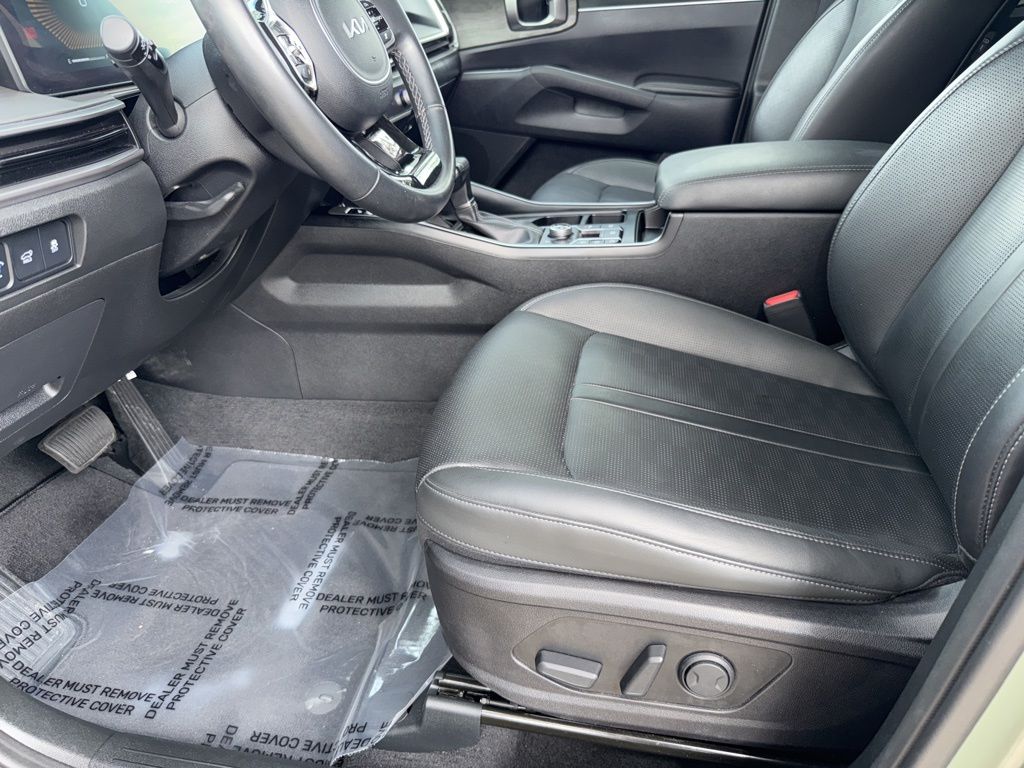 2024 Kia Sorento X-Line EX photo 13