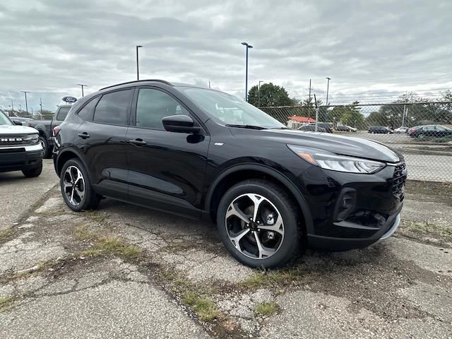 2025 Ford Escape ST-Line Select photo 18