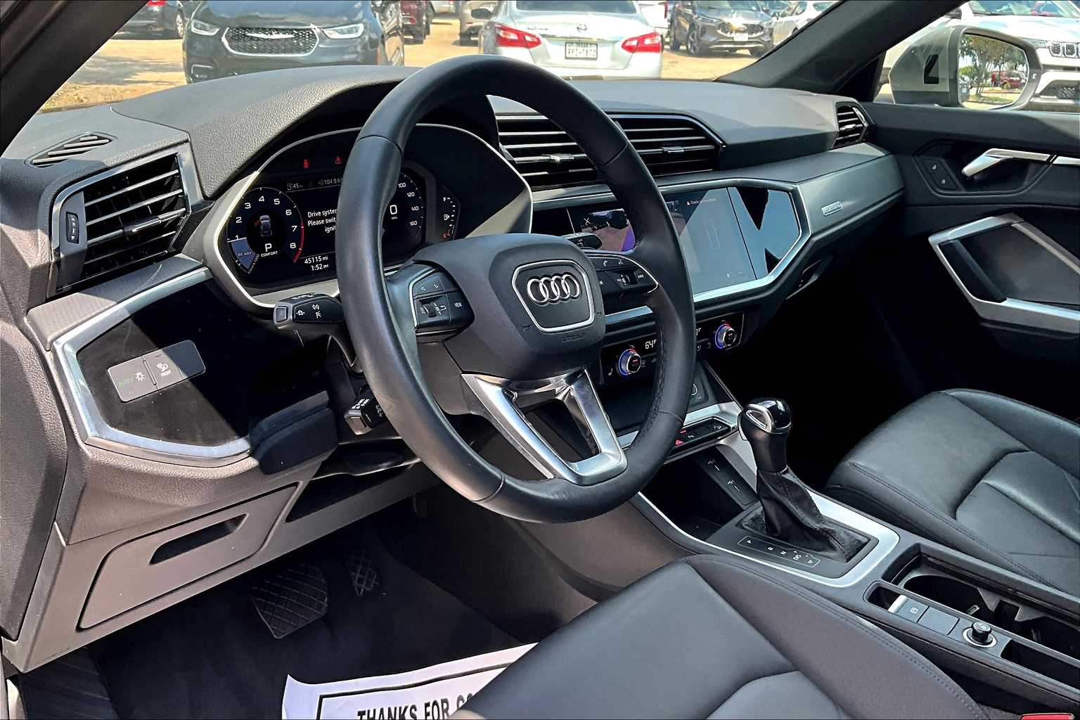 2023 Audi Q3 S line Premium photo 15